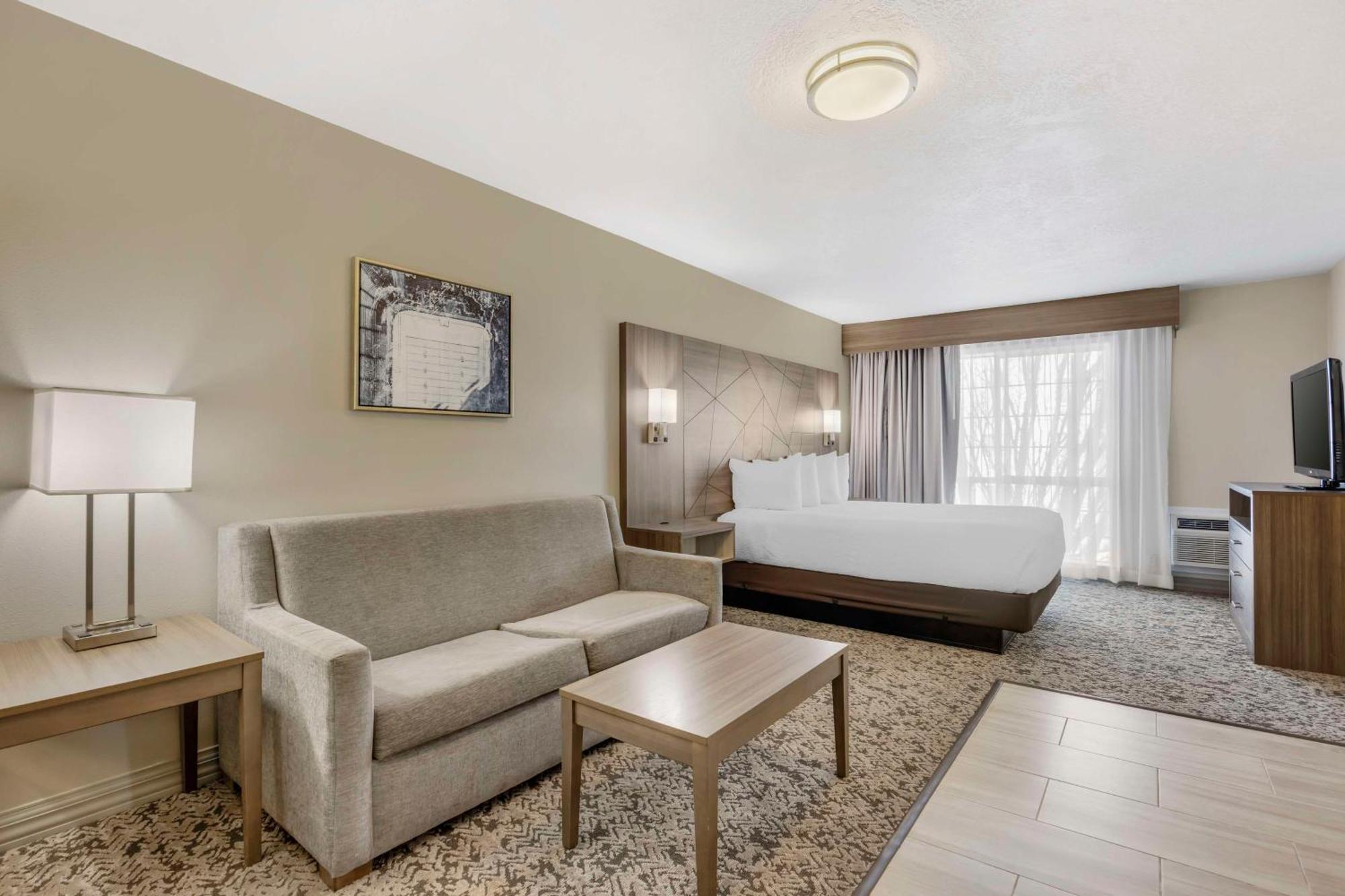 Best Western Plus Grand Manor Inn Springfield Exterior photo